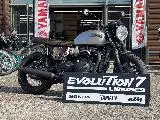 Bonneville T120 Black