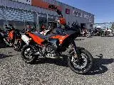 890 SMT