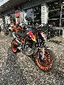 890 DUKE R