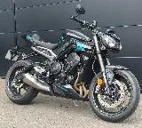 STREET TRIPLE 765 RS