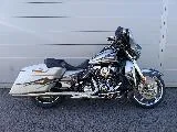TOURING STREET GLIDE 1800 CVO