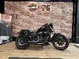SPORTSTER IRON 883
