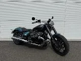 R 18 Custom