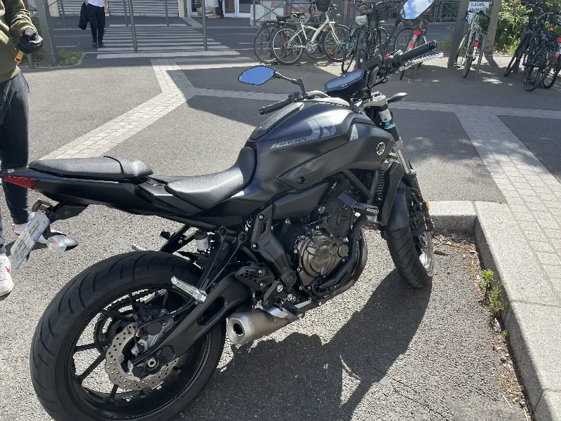 700 MT-07