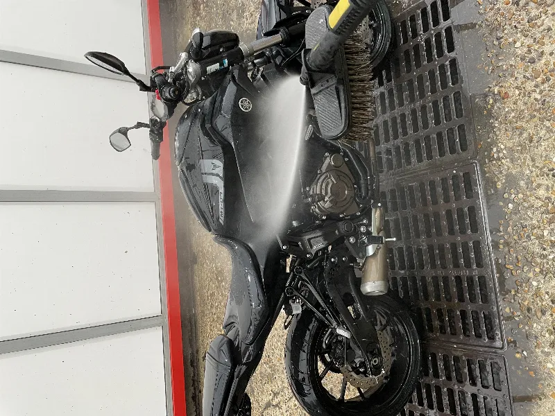 700 MT-07