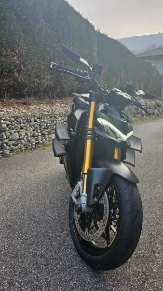 1100 Streetfighter V4 S