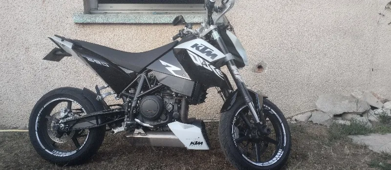 690 DUKE 3
