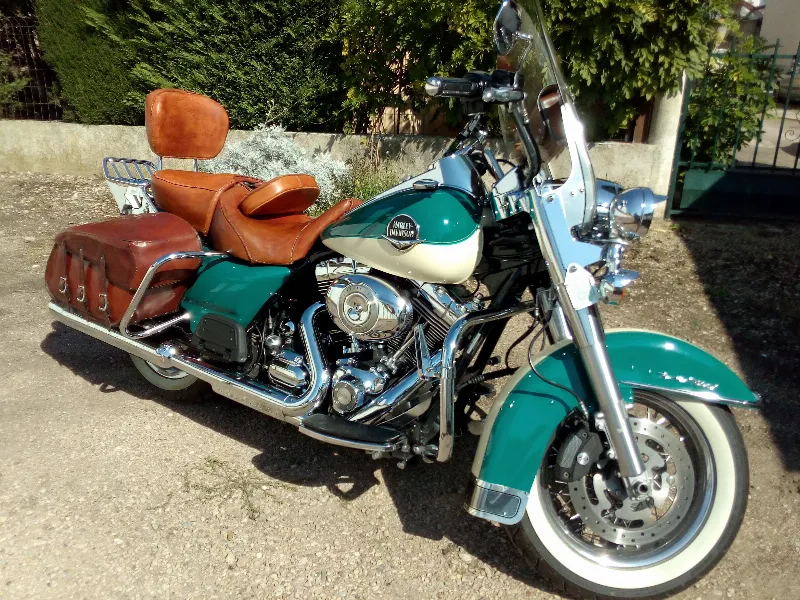 1584 ROAD KING FLHR