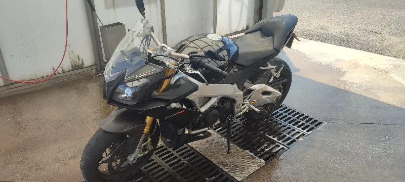 TUONO 1000 V4 R APRC