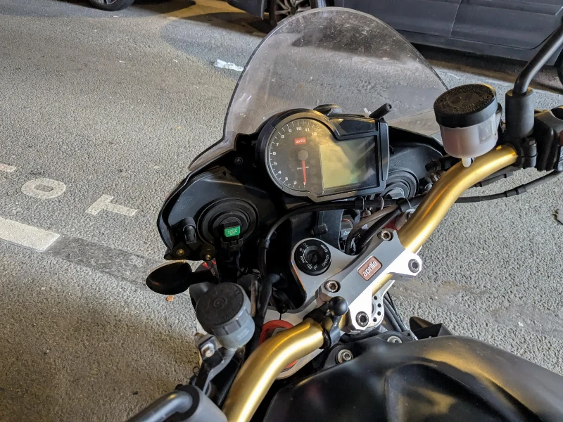 TUONO 1000 R