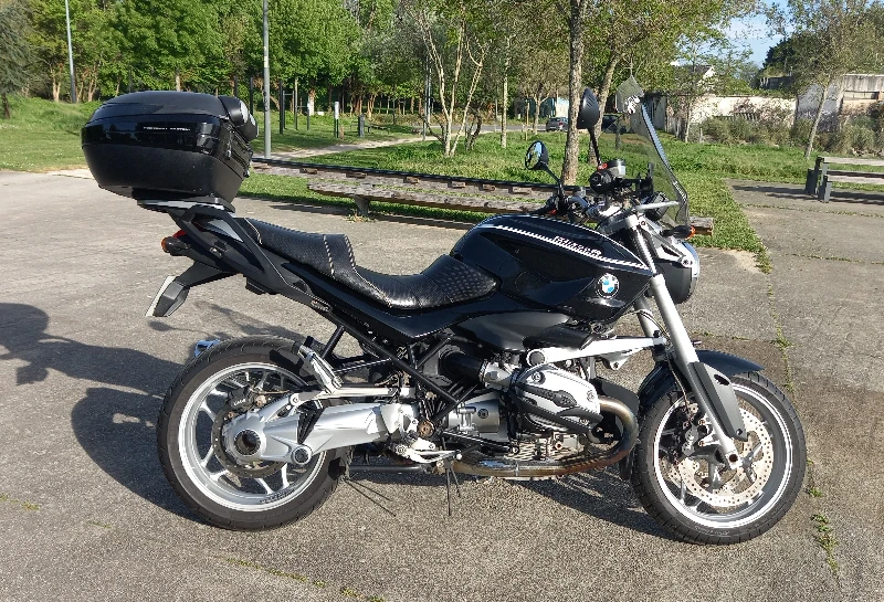 R 1200 R