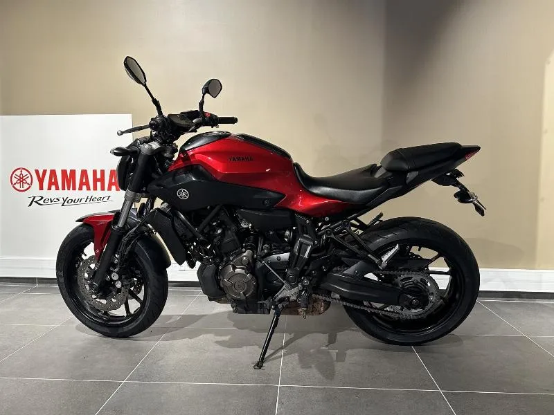 MT07
