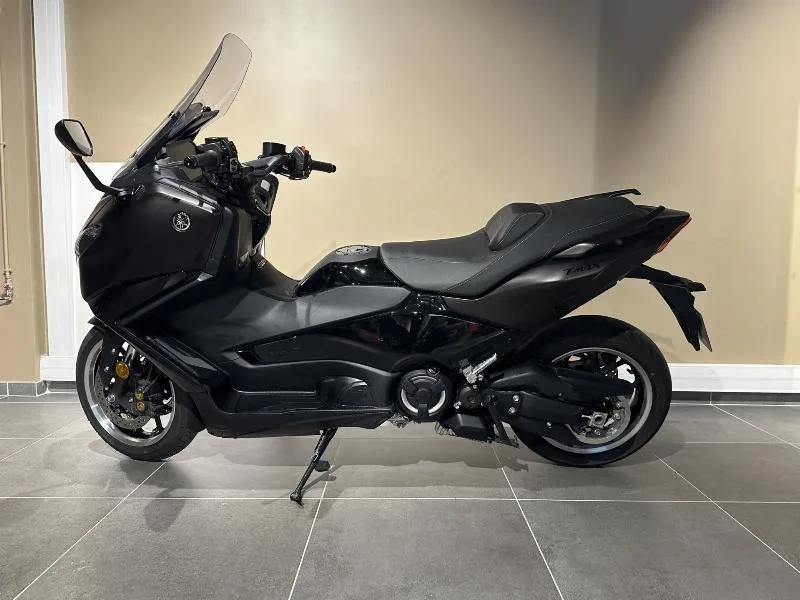 XP TMAX 560 TECH MAX