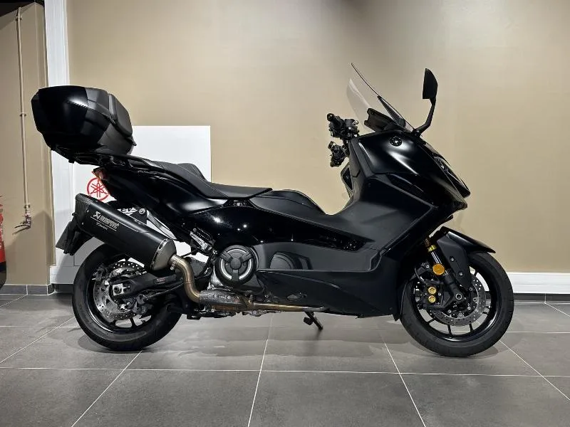 XP TMAX 560 TECH MAX