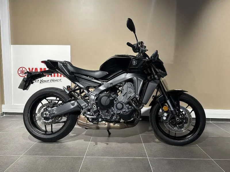 MT09