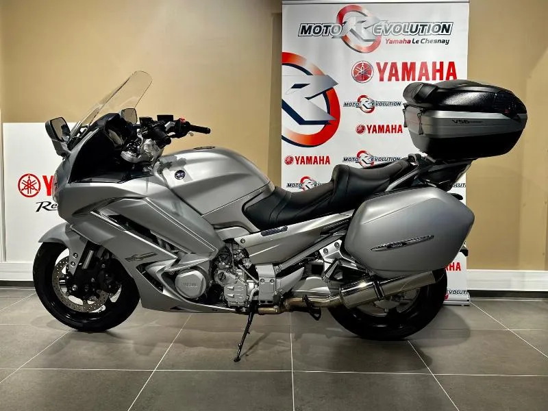 FJR 1300 AE