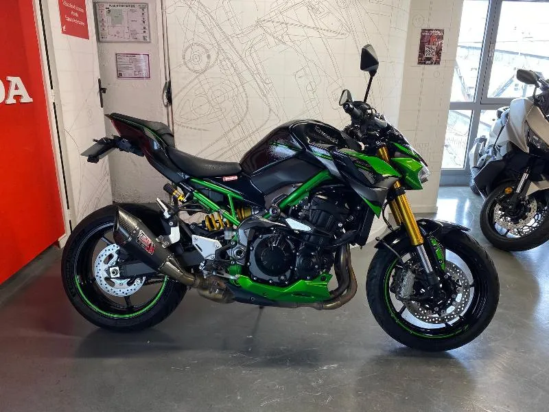 Z 900