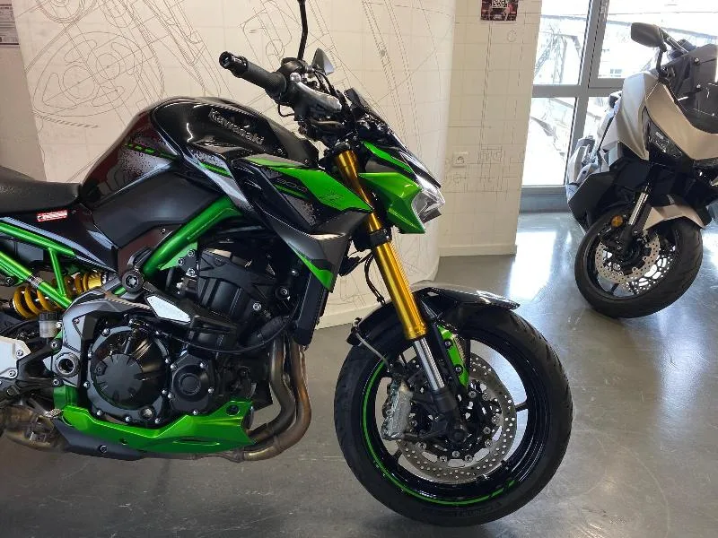 Z 900