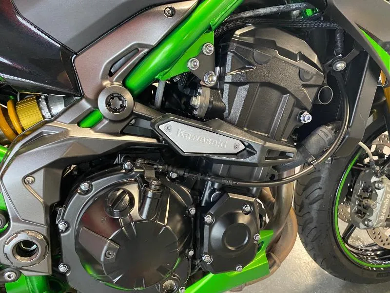 Z 900