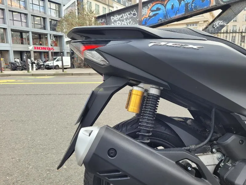 PCX 125