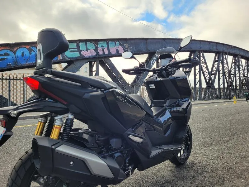 ADV 350