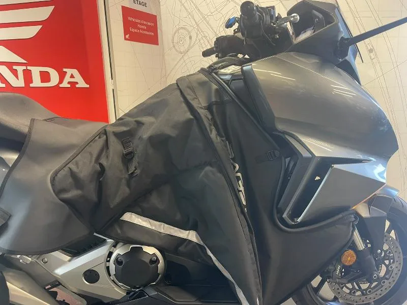 NSS FORZA 750