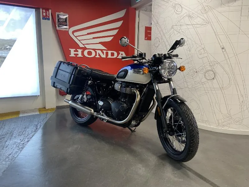 BONNEVILLE T100 900