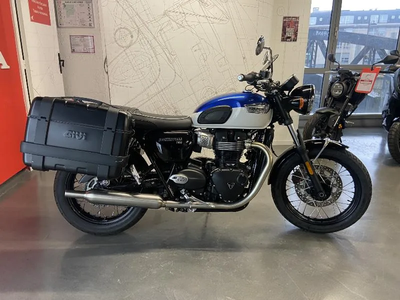 BONNEVILLE T100 900
