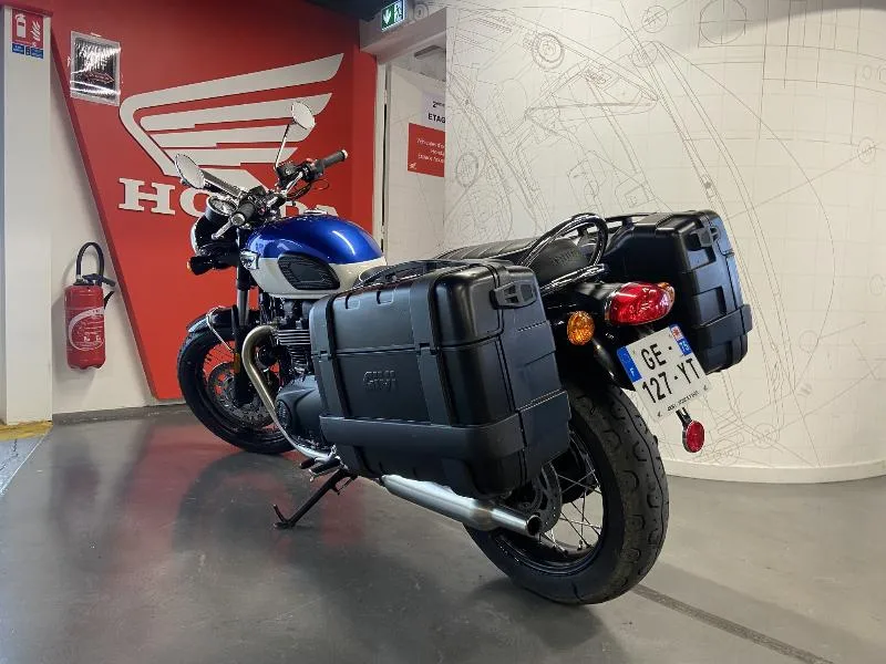 BONNEVILLE T100 900