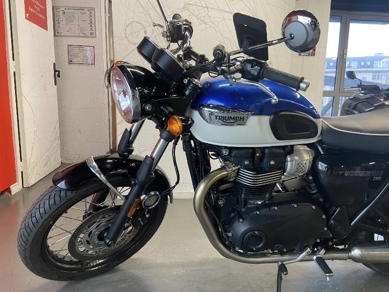 BONNEVILLE T100 900