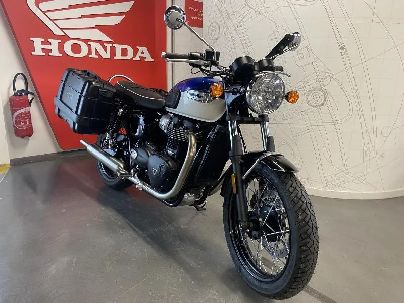 BONNEVILLE T100 900