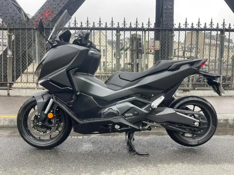NSS FORZA 750