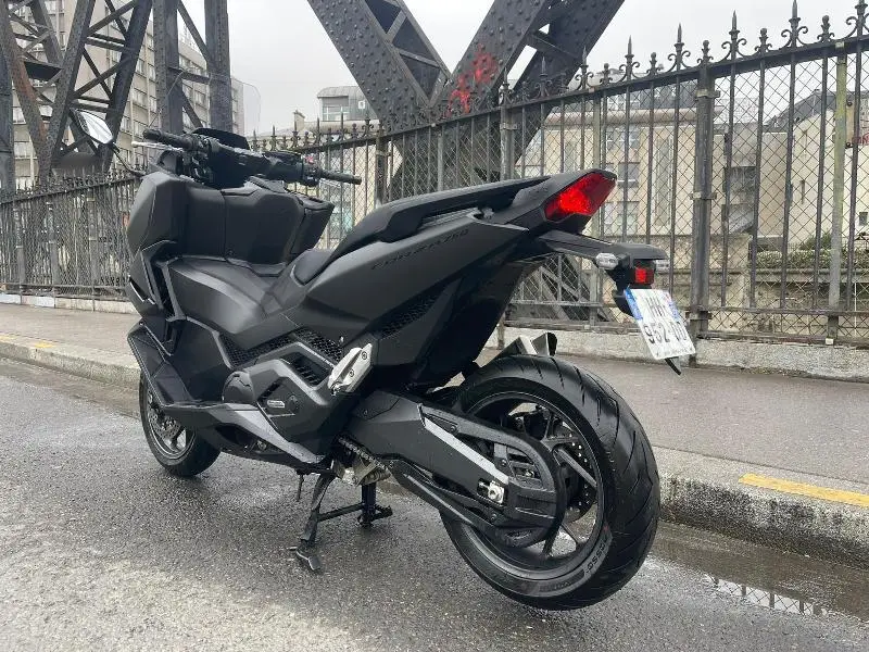 NSS FORZA 750