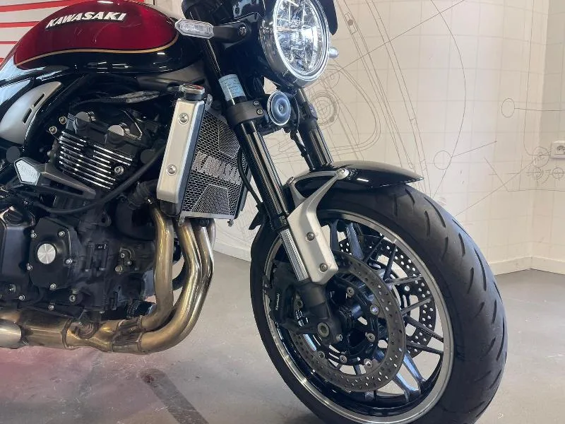 Z900RS