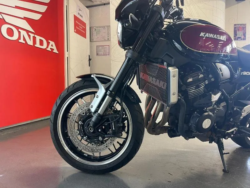 Z900RS