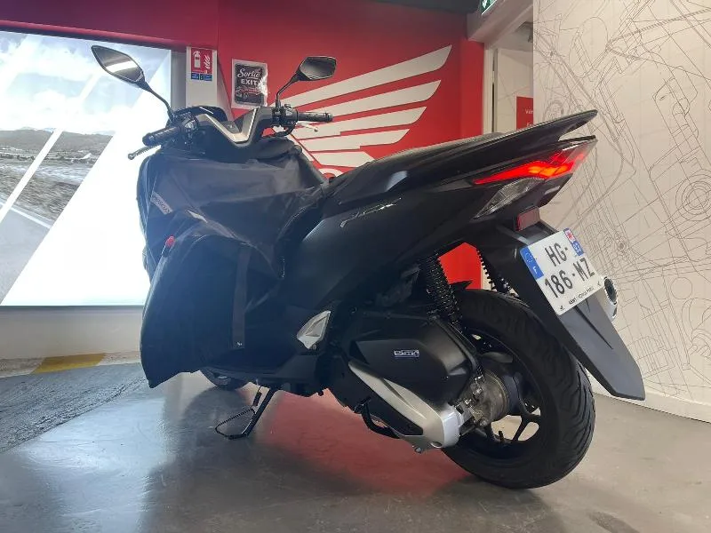 PCX 125