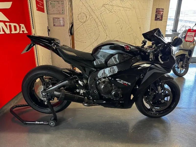 CBR 1000 RR SP