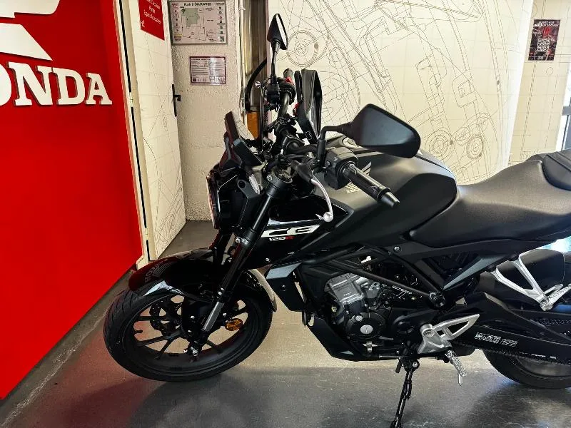 CBR 125 R