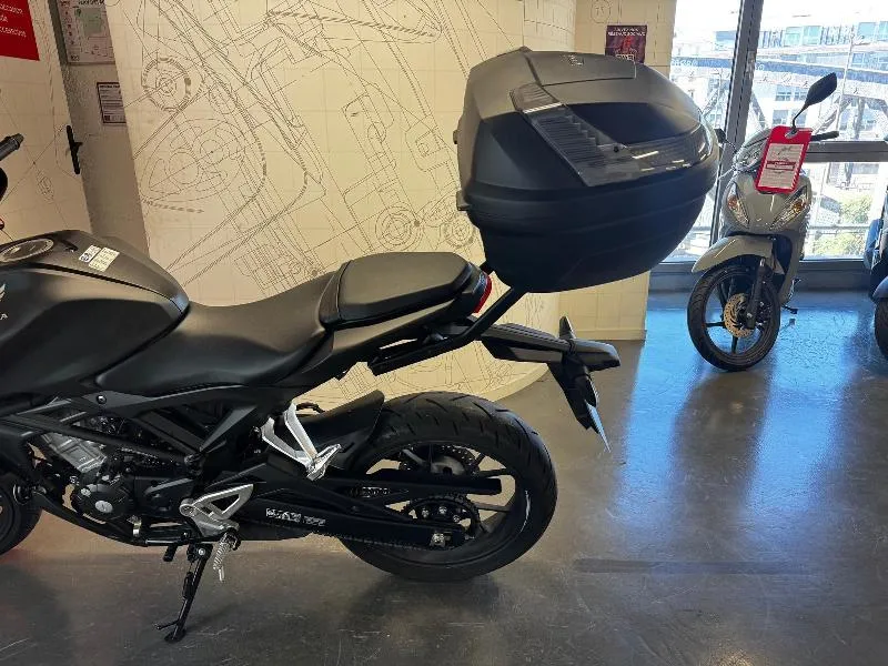 CBR 125 R