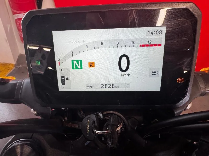 CBR 125 R