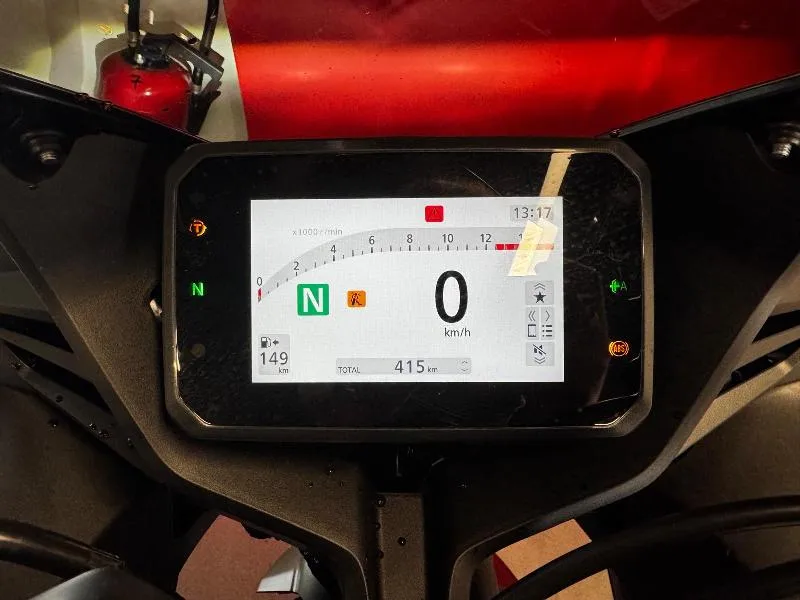 CBR 650  R