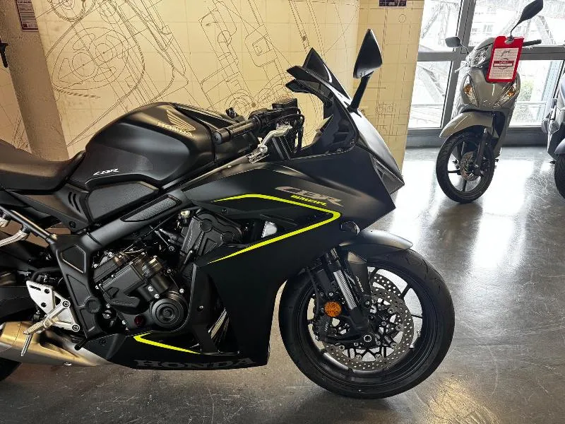 CBR 650  R
