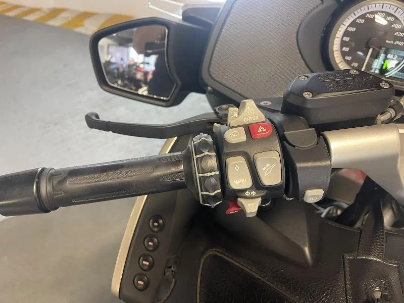 R 1200 RT
