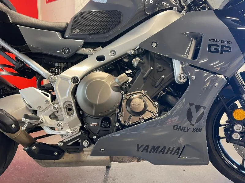 XSR 900 GP