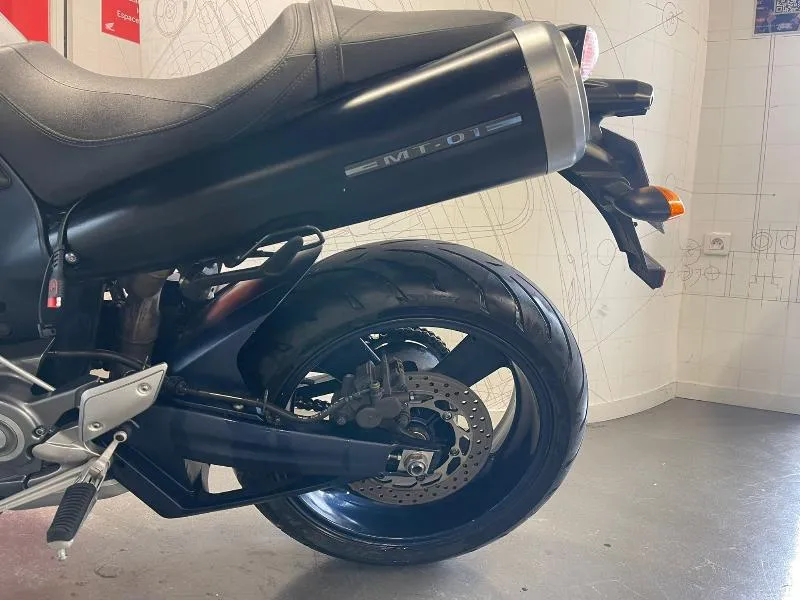 MT01