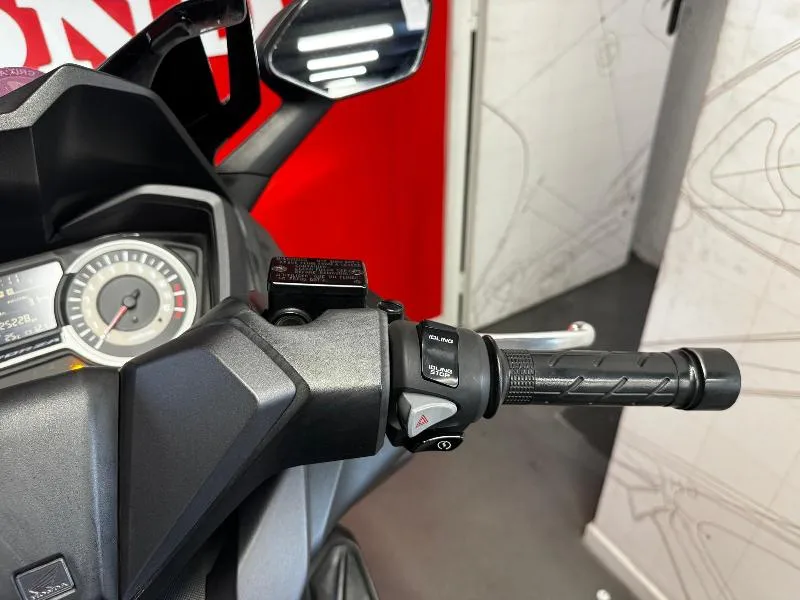 NSS FORZA 125