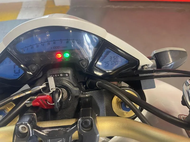 CB 1000 R