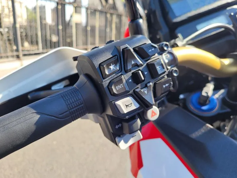 CRF 1100 L AFRICA TWIN  ADVENTURE SPORTS DCT