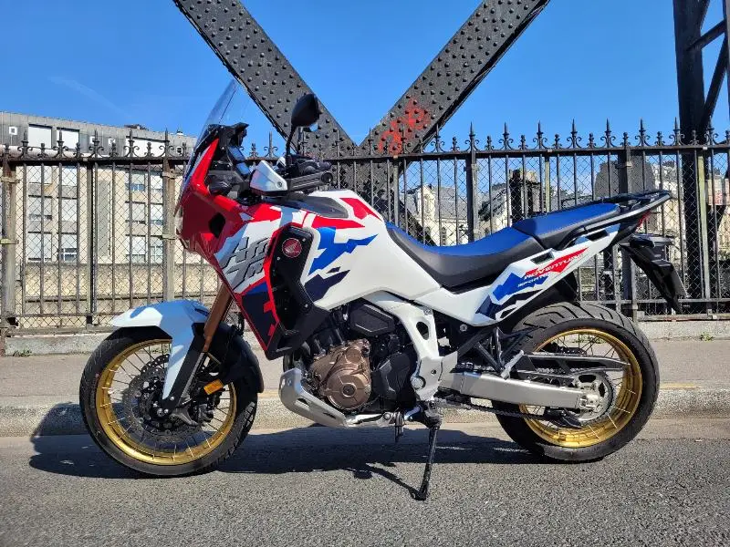 CRF 1100 L AFRICA TWIN  ADVENTURE SPORTS DCT