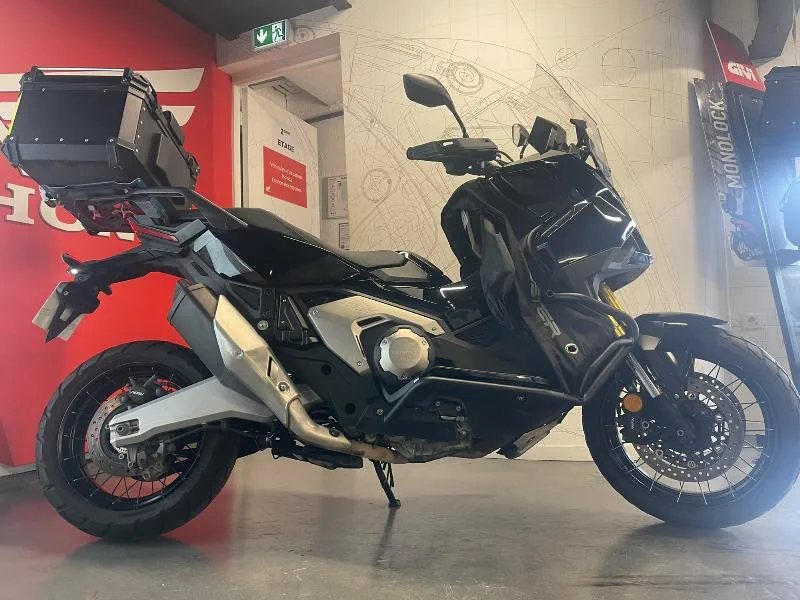 XADV 750
